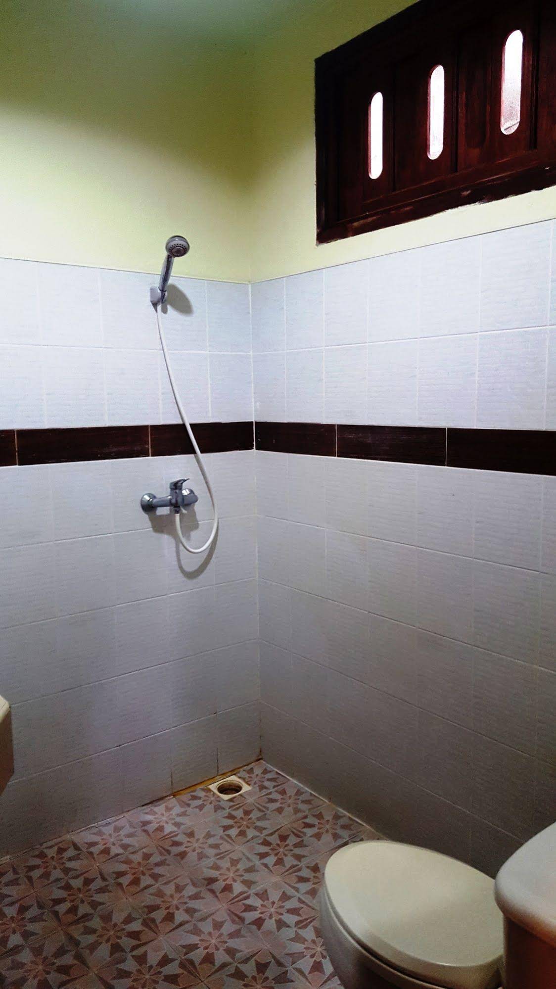 Rattana Guesthouse & Bungalow