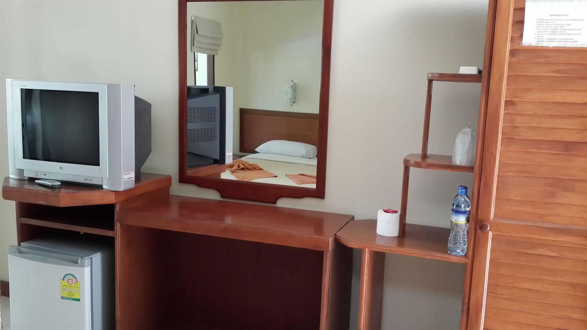 Rattana Guesthouse & Bungalow