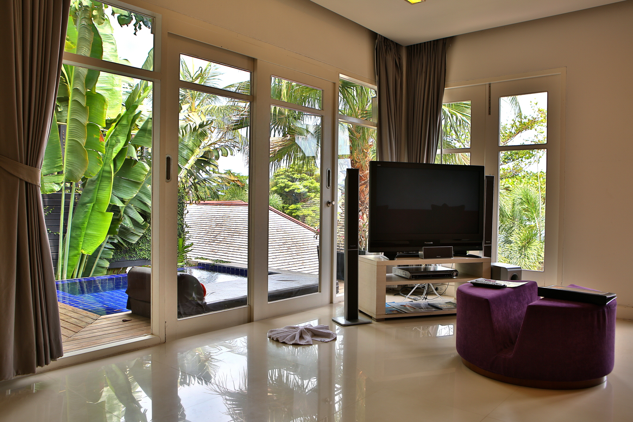 RePlay Pool Villa