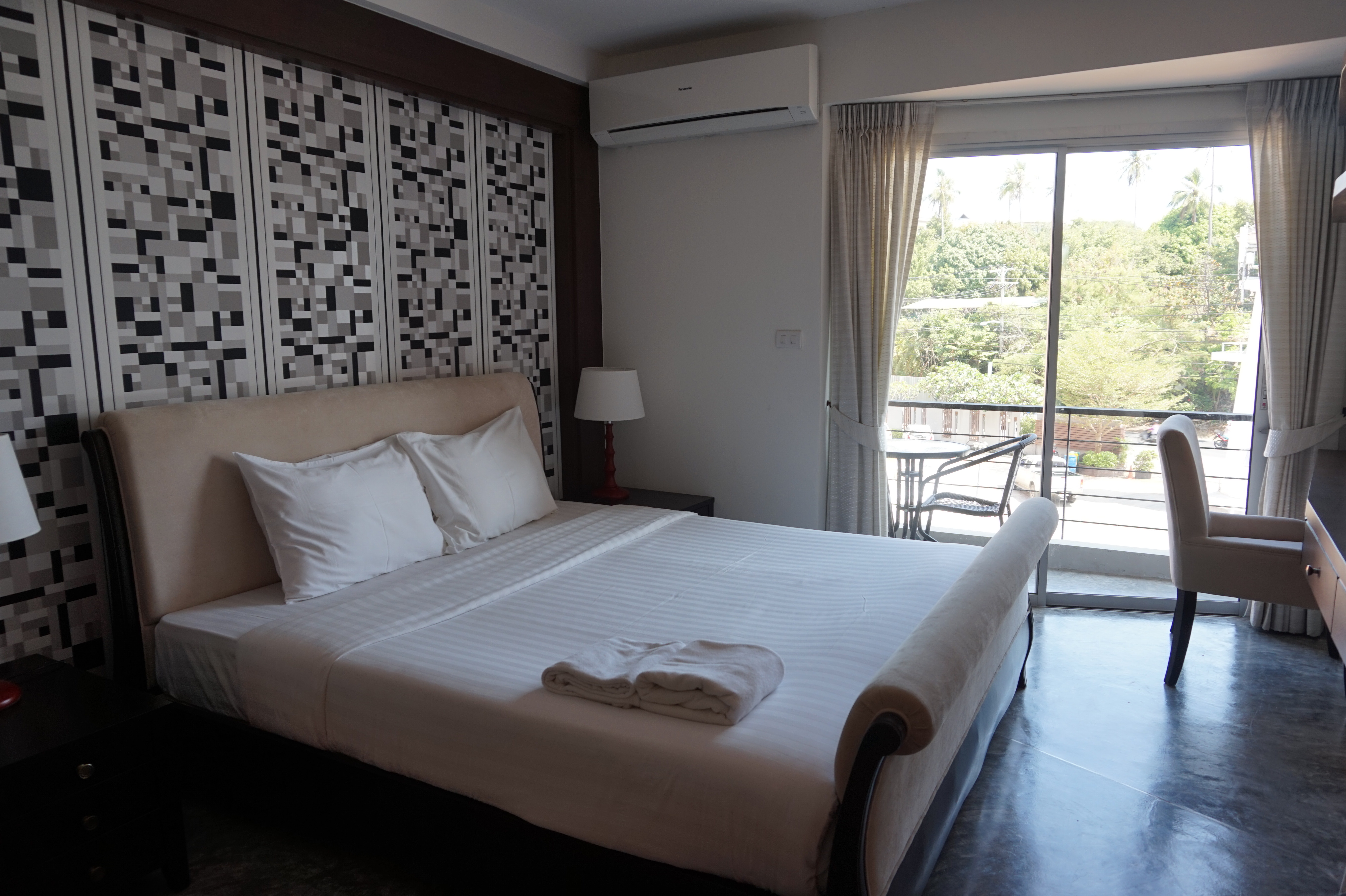 RePlay Residence