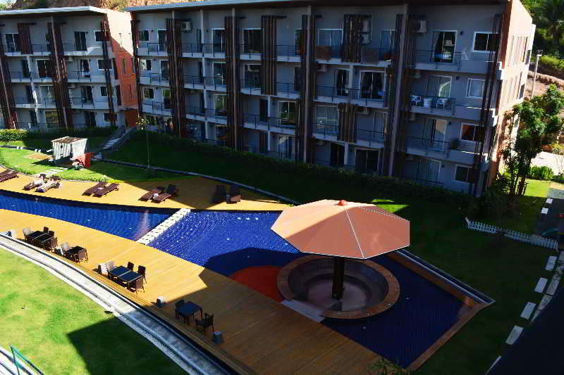 RePlay Residence