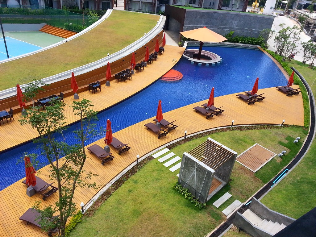 RePlay Residence