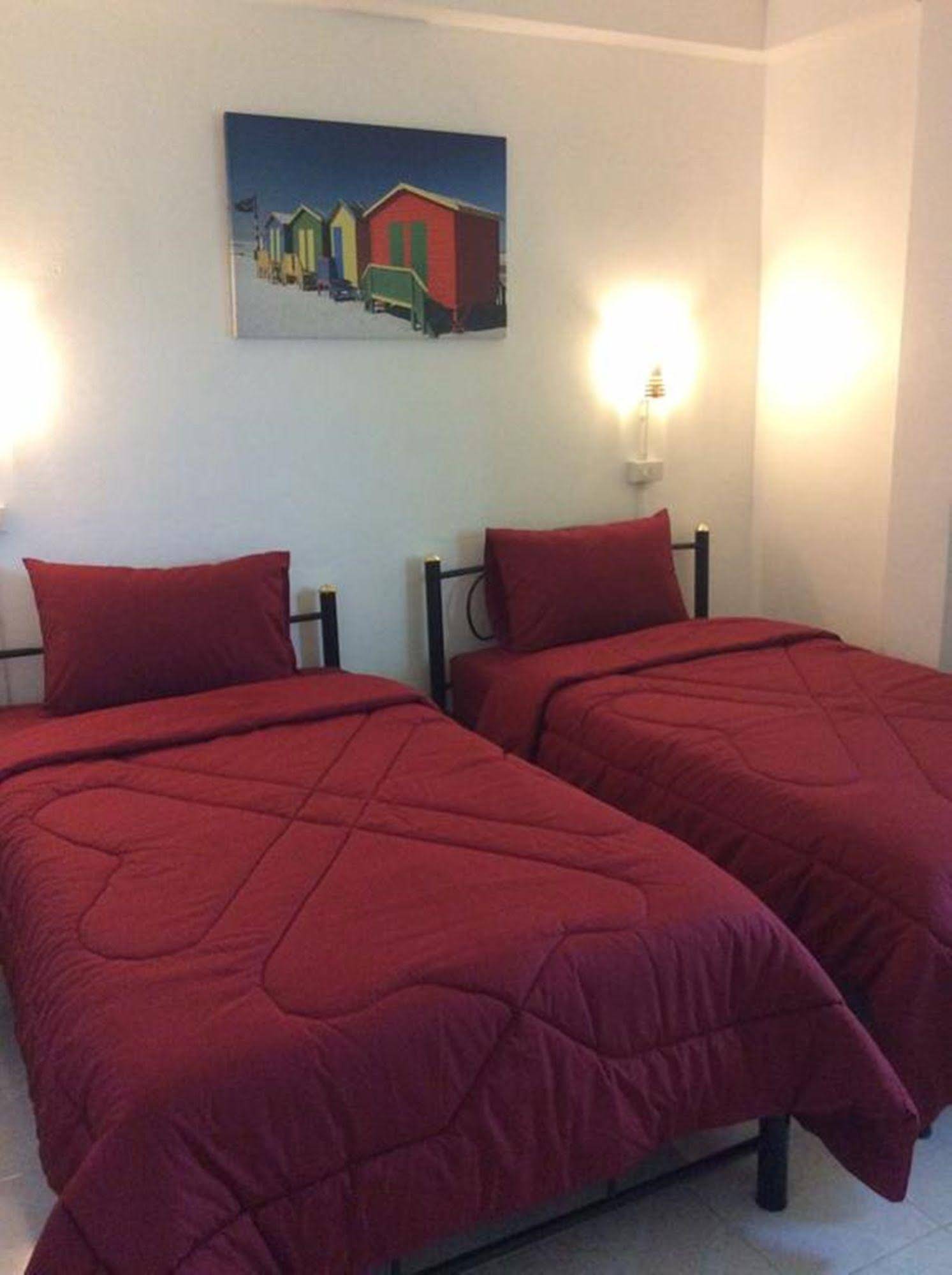 Rinny Hostel