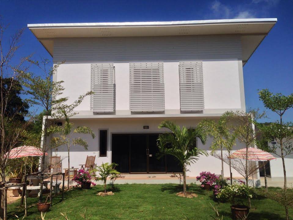 Samui Backpacker Hotel