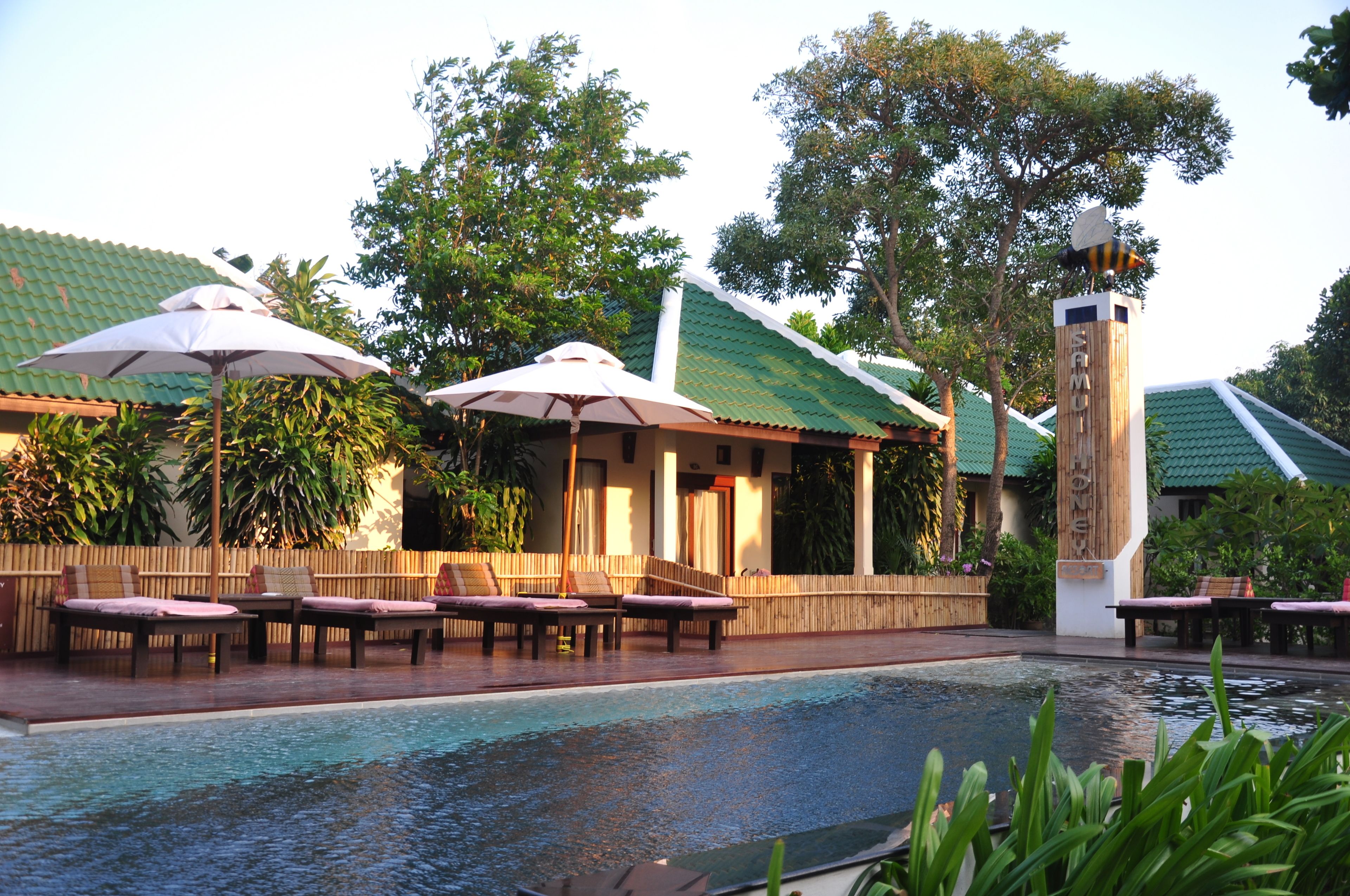 Samui Honey Backpacker Bungalow