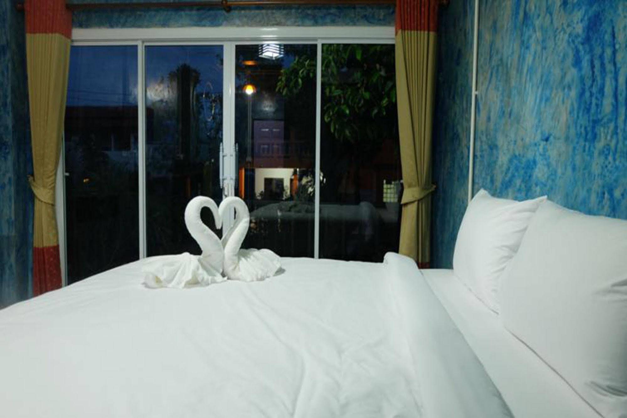 Samui Poshtel