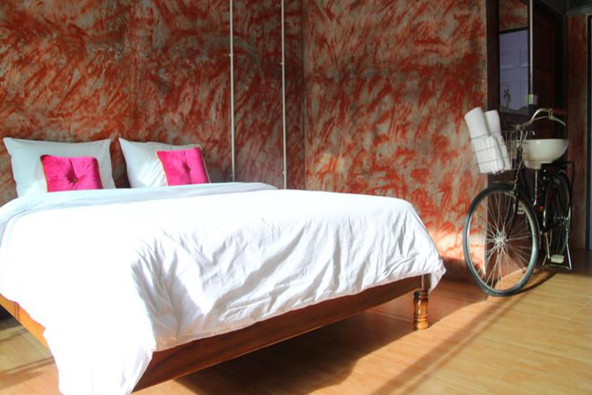 Samui Poshtel