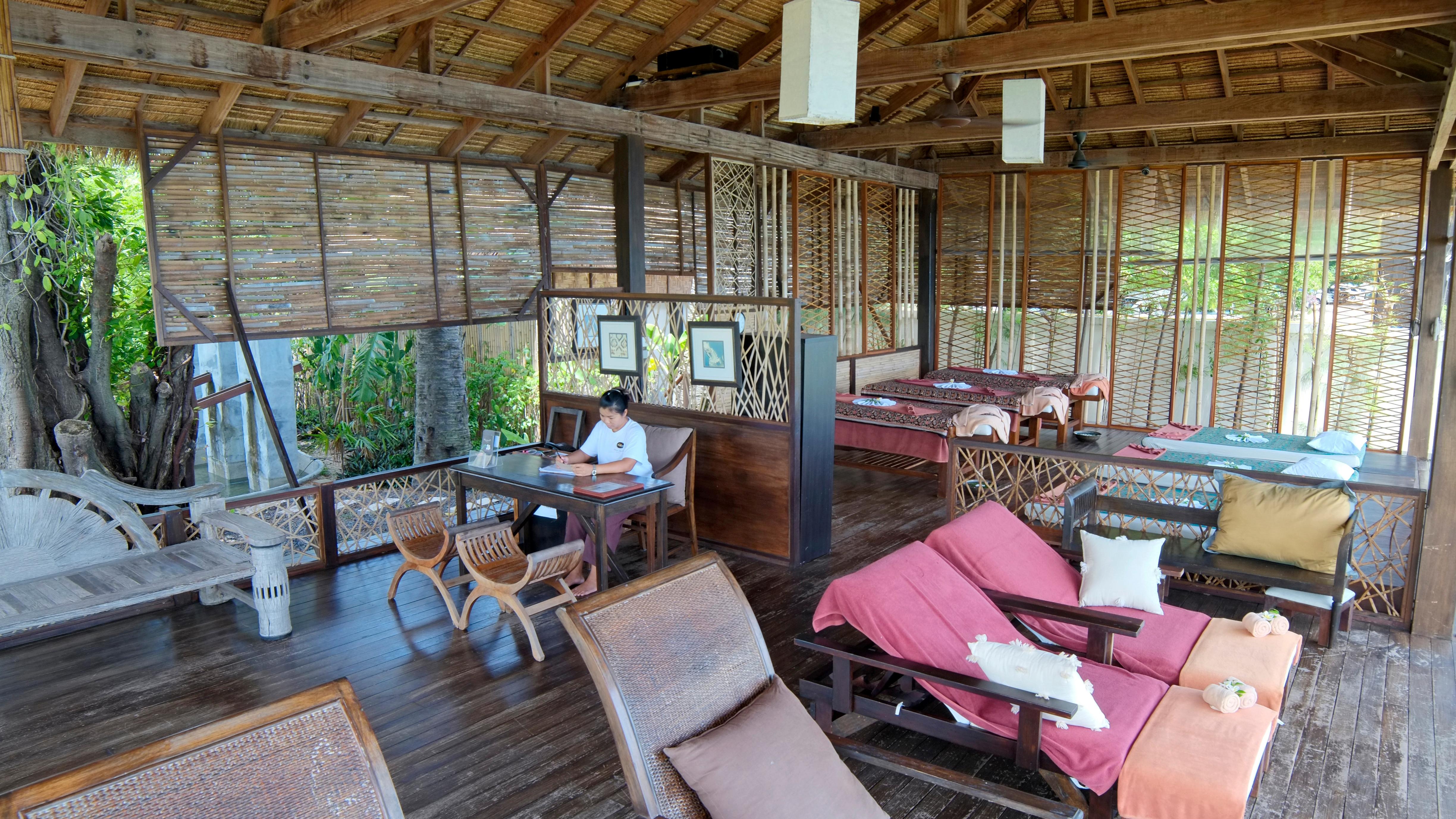 Saree Samui