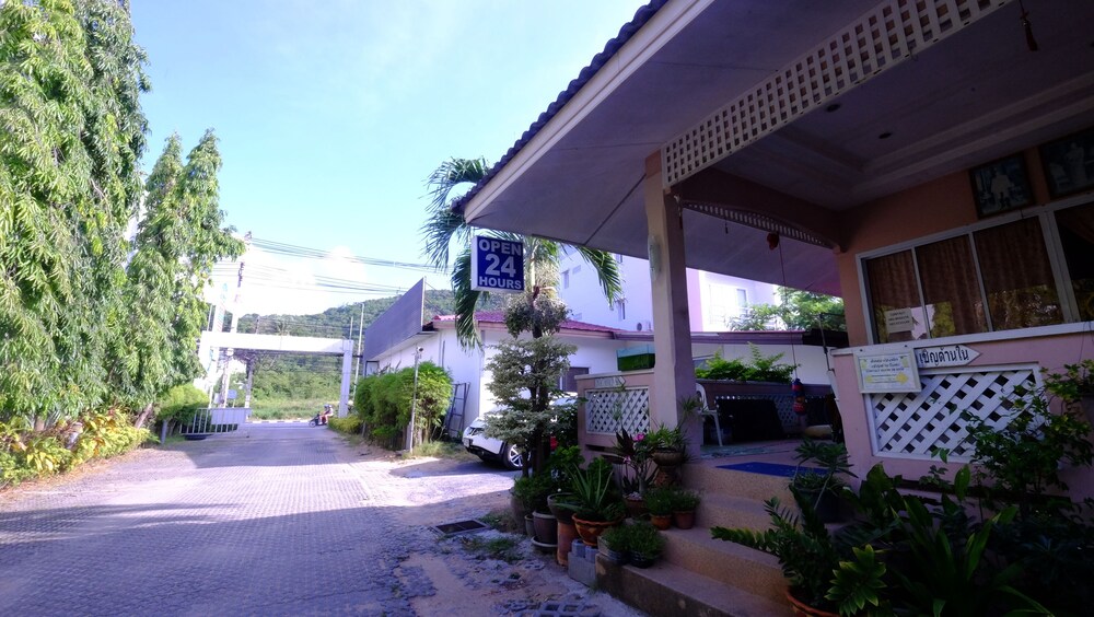 Save House Resort