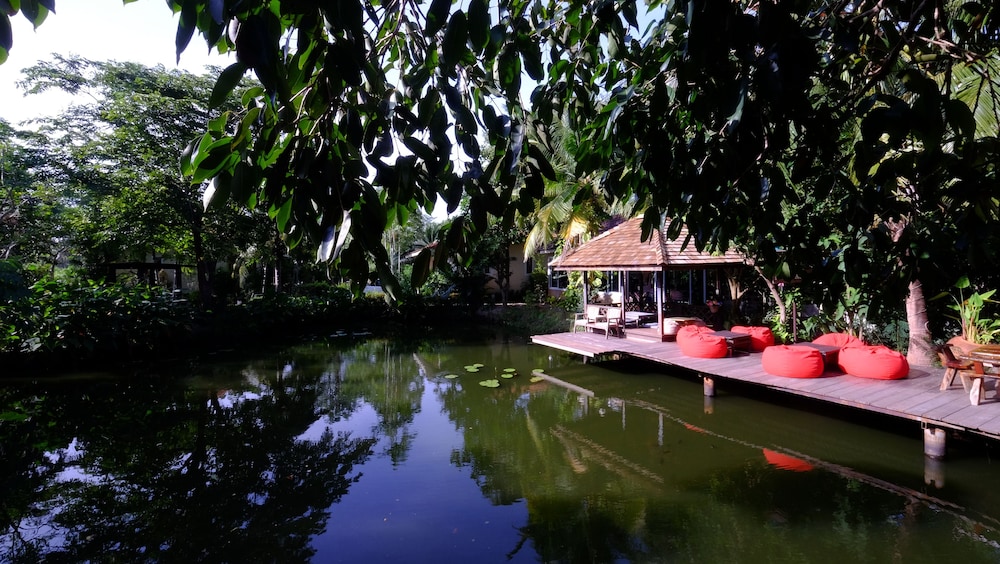 Save House Resort