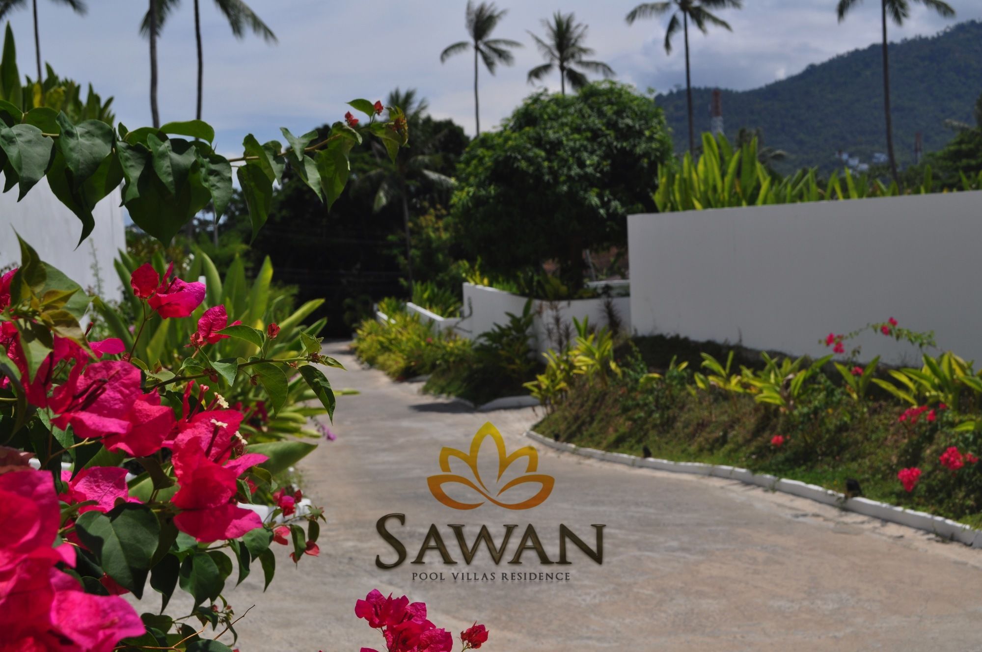 Sawan Pool Villas Residence