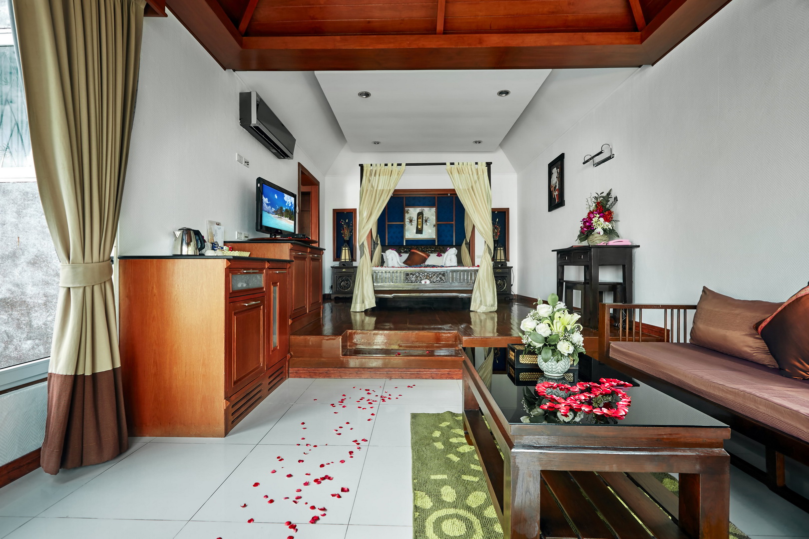 Sea Valley And Spa Samui