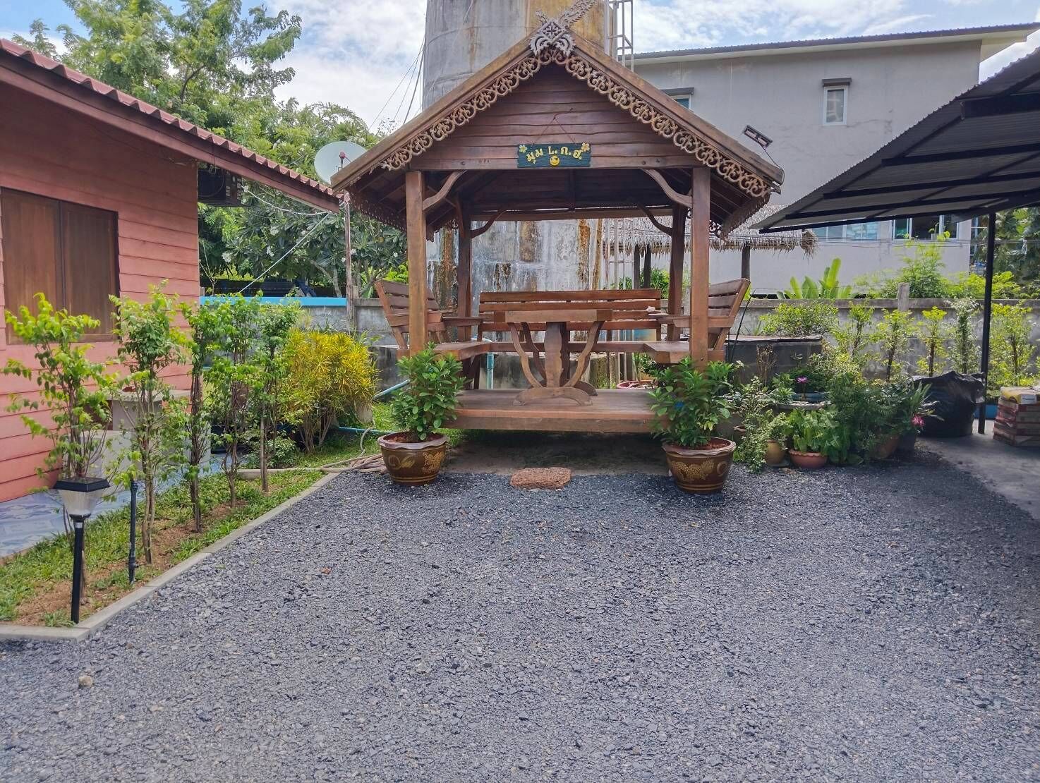 Sk Hometel Samui Airport