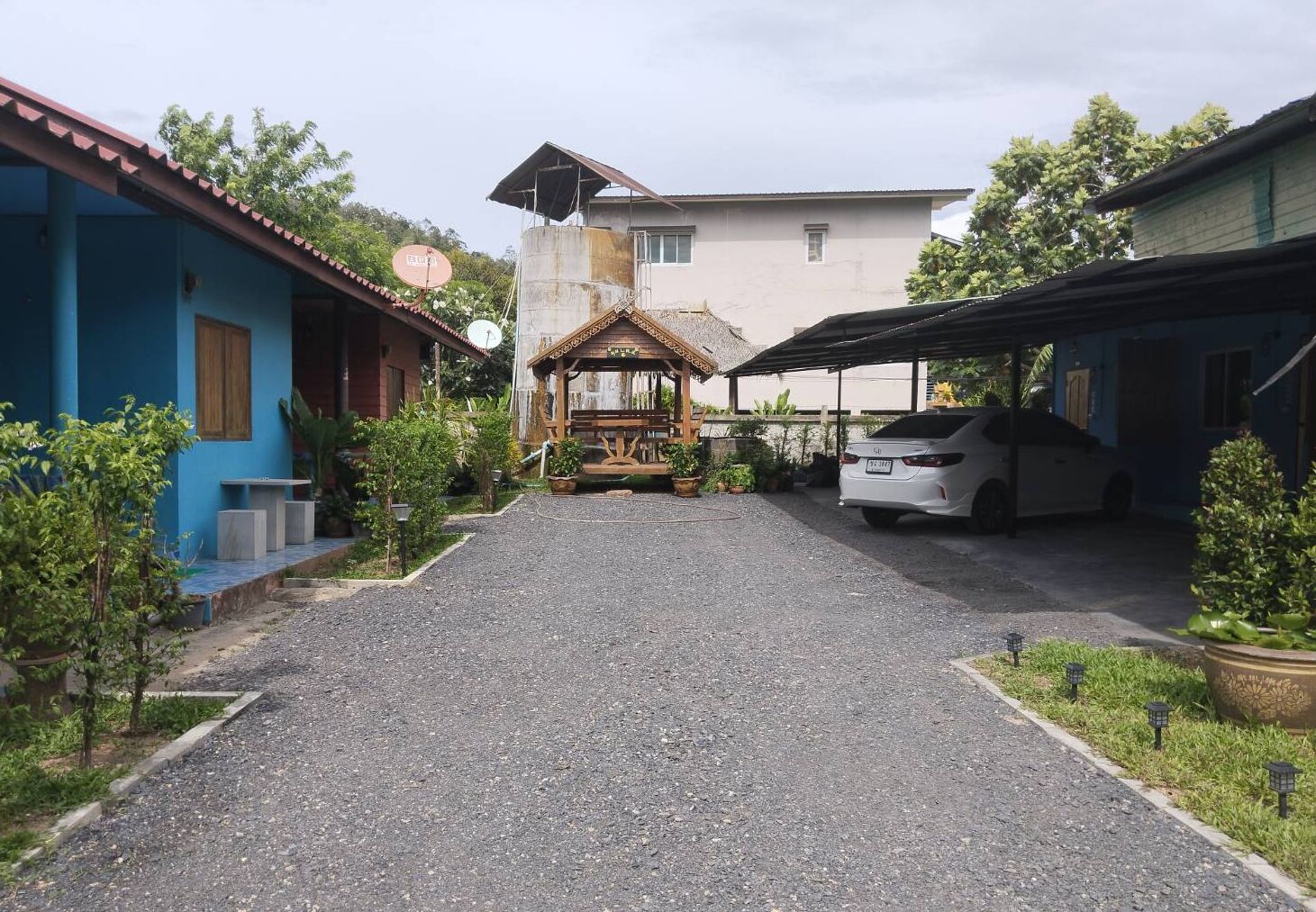 Sk Hometel Samui Airport