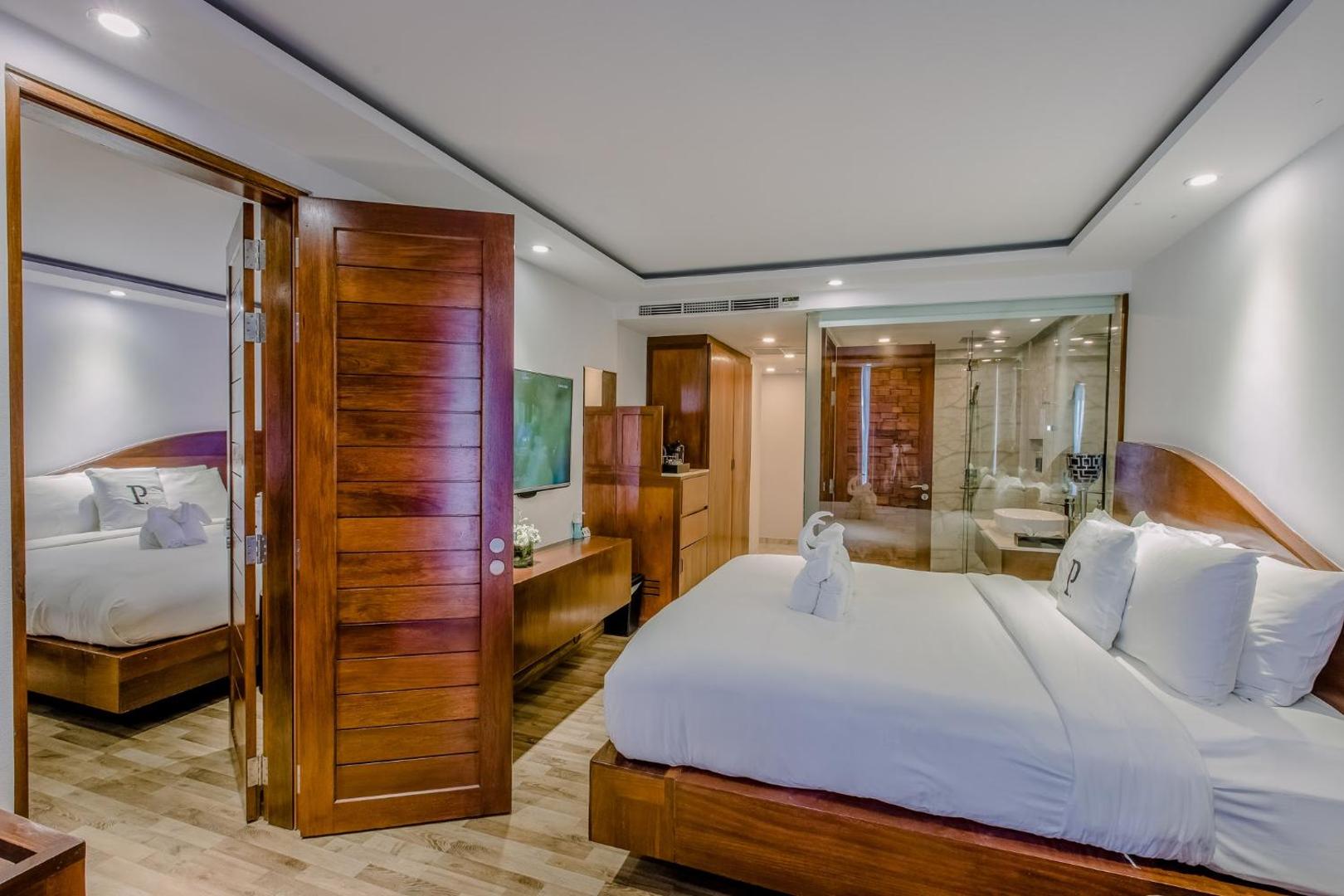 The Privilege Hotel Ezra Beach Club