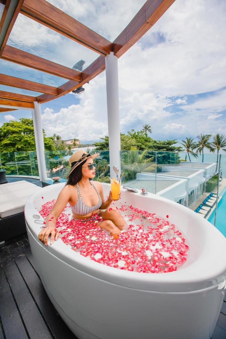 The Privilege Hotel Ezra Beach Club