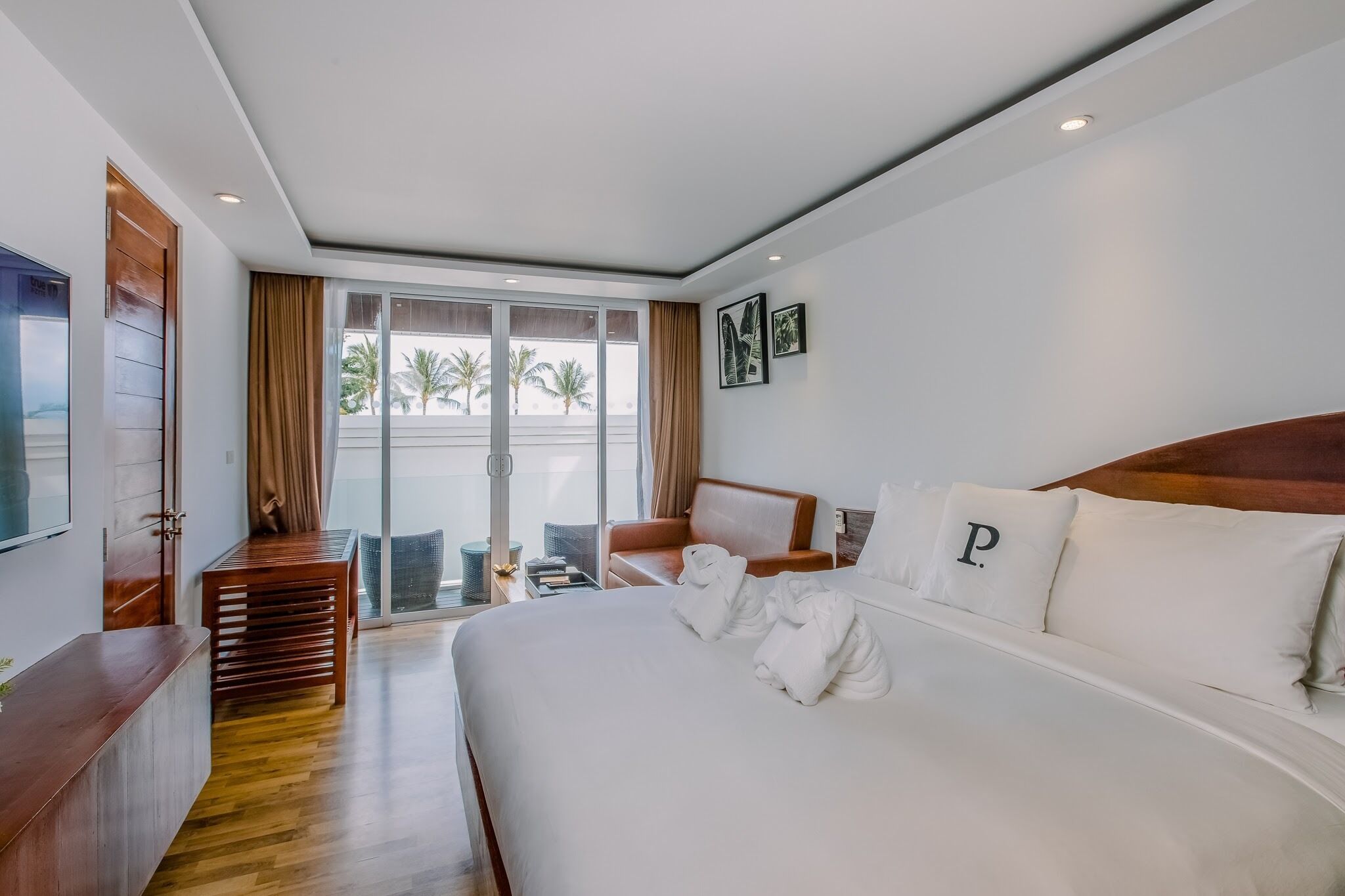 The Privilege Hotel Ezra Beach Club