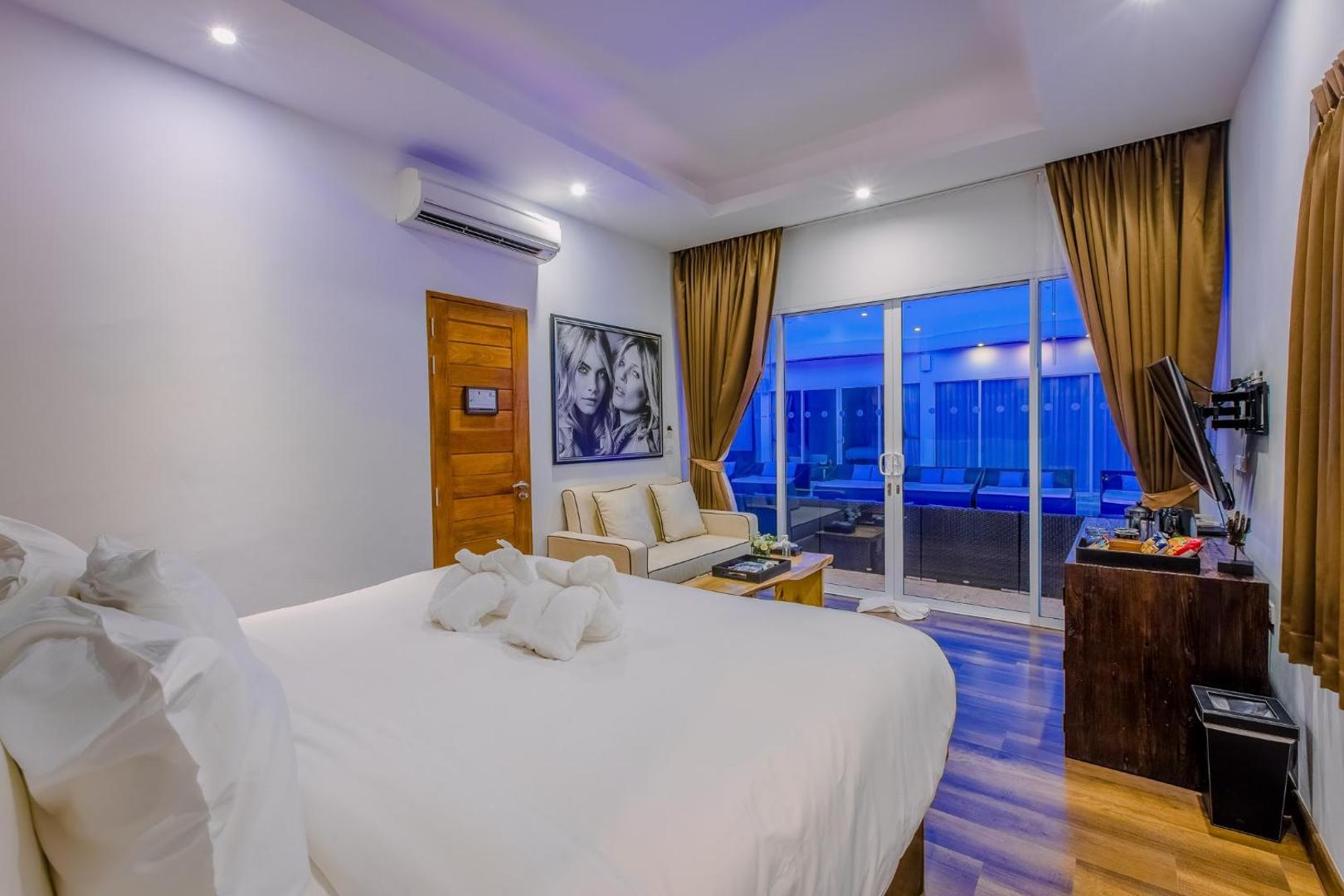 The Privilege Hotel Ezra Beach Club