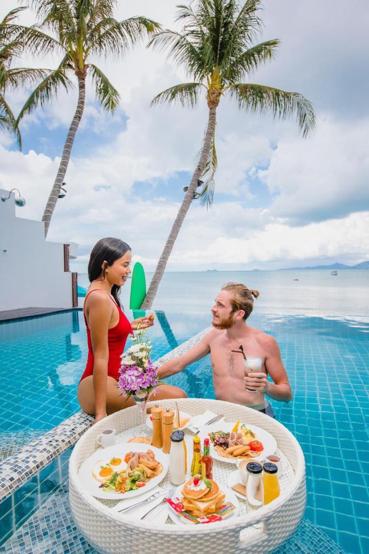 The Privilege Hotel Ezra Beach Club
