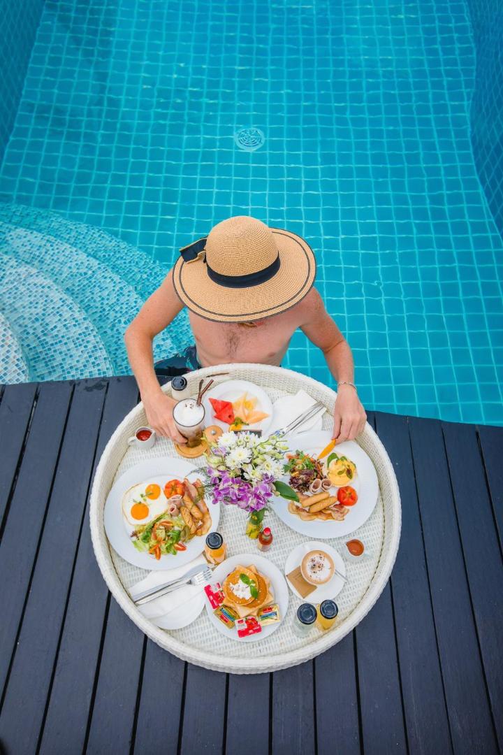 The Privilege Hotel Ezra Beach Club