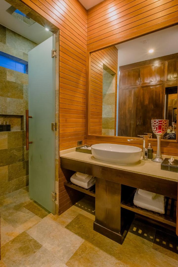 The Privilege Hotel Ezra Beach Club