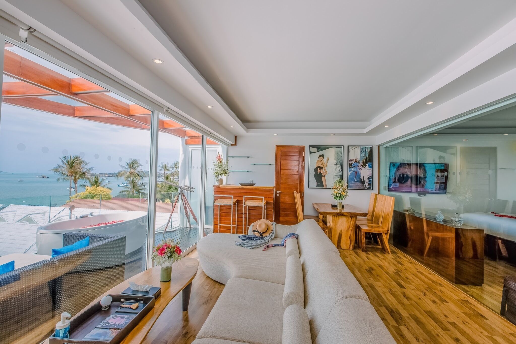 The Privilege Hotel Ezra Beach Club
