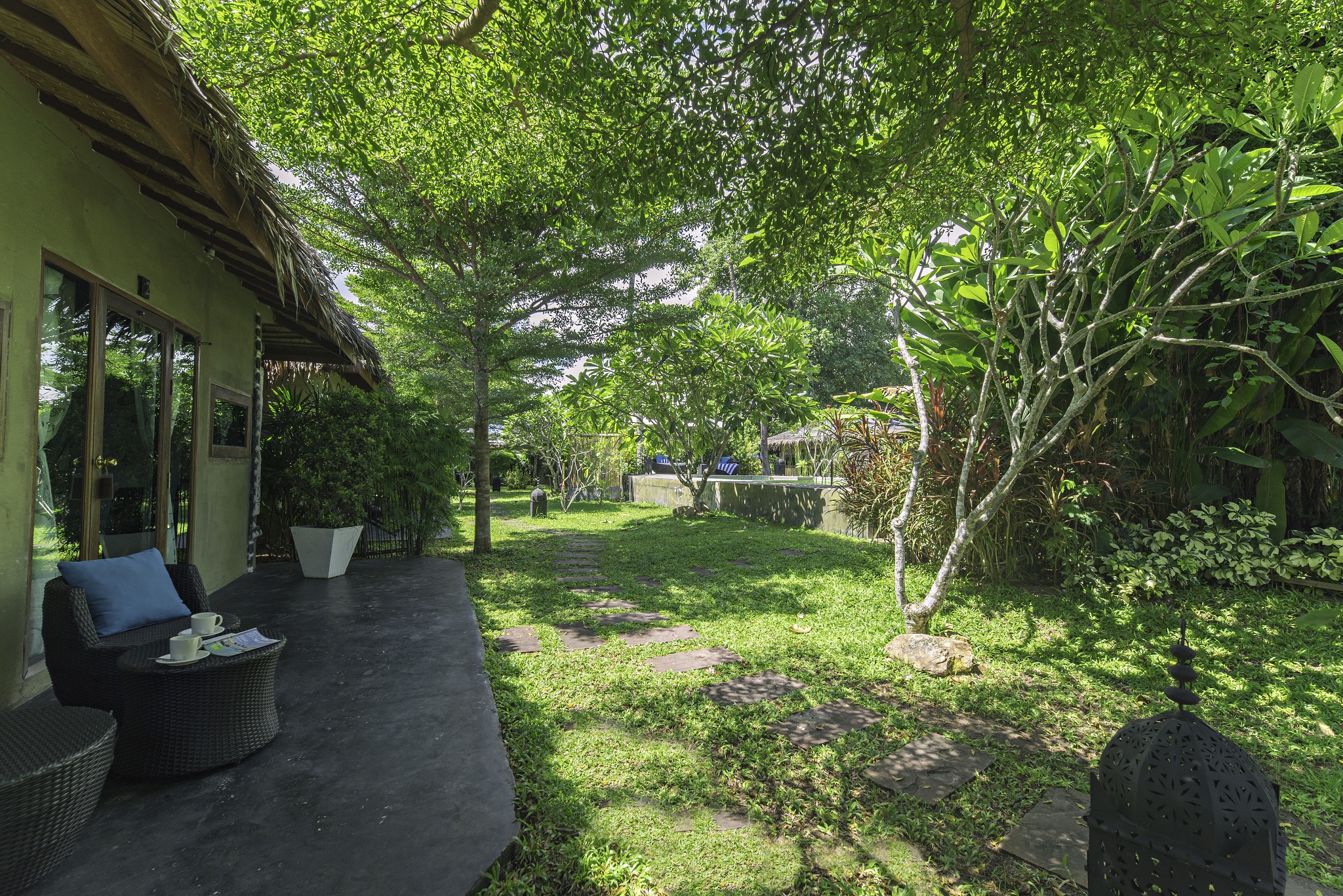 The Privilege Hotel Ezra Royal Garden