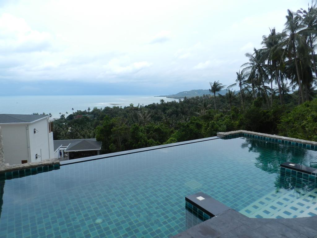 Tropical Sea View Residence