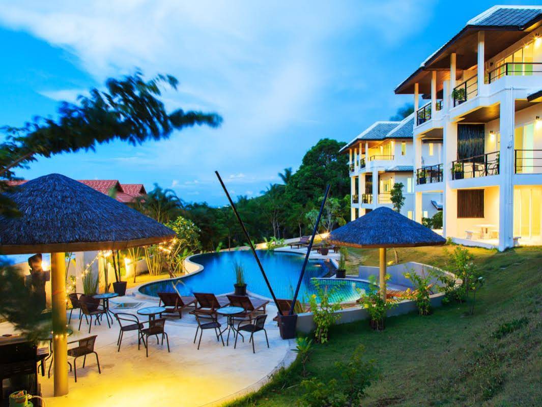 TROPICA - Villas Resort