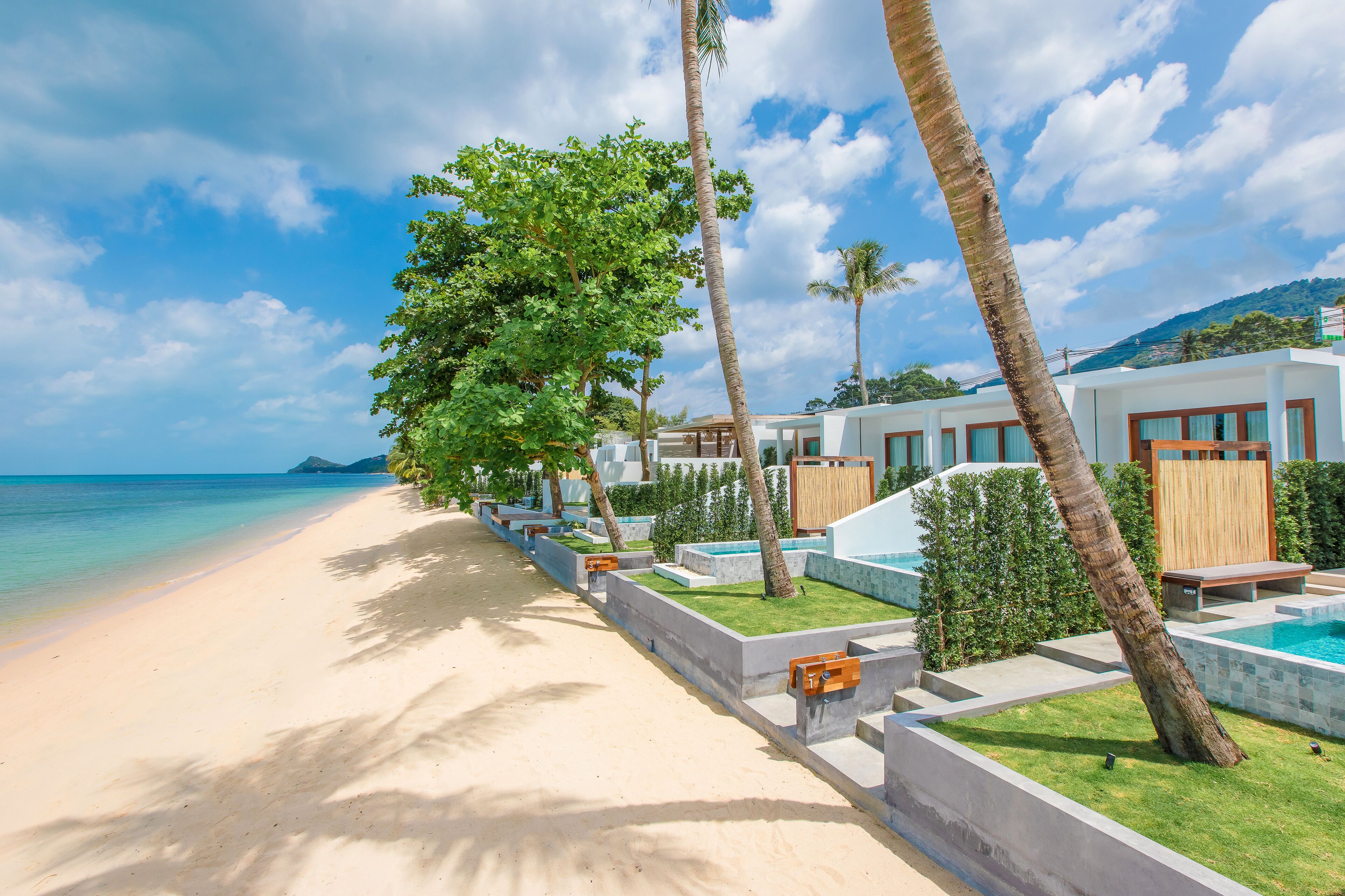 White Whale Beachfront Pool Villa