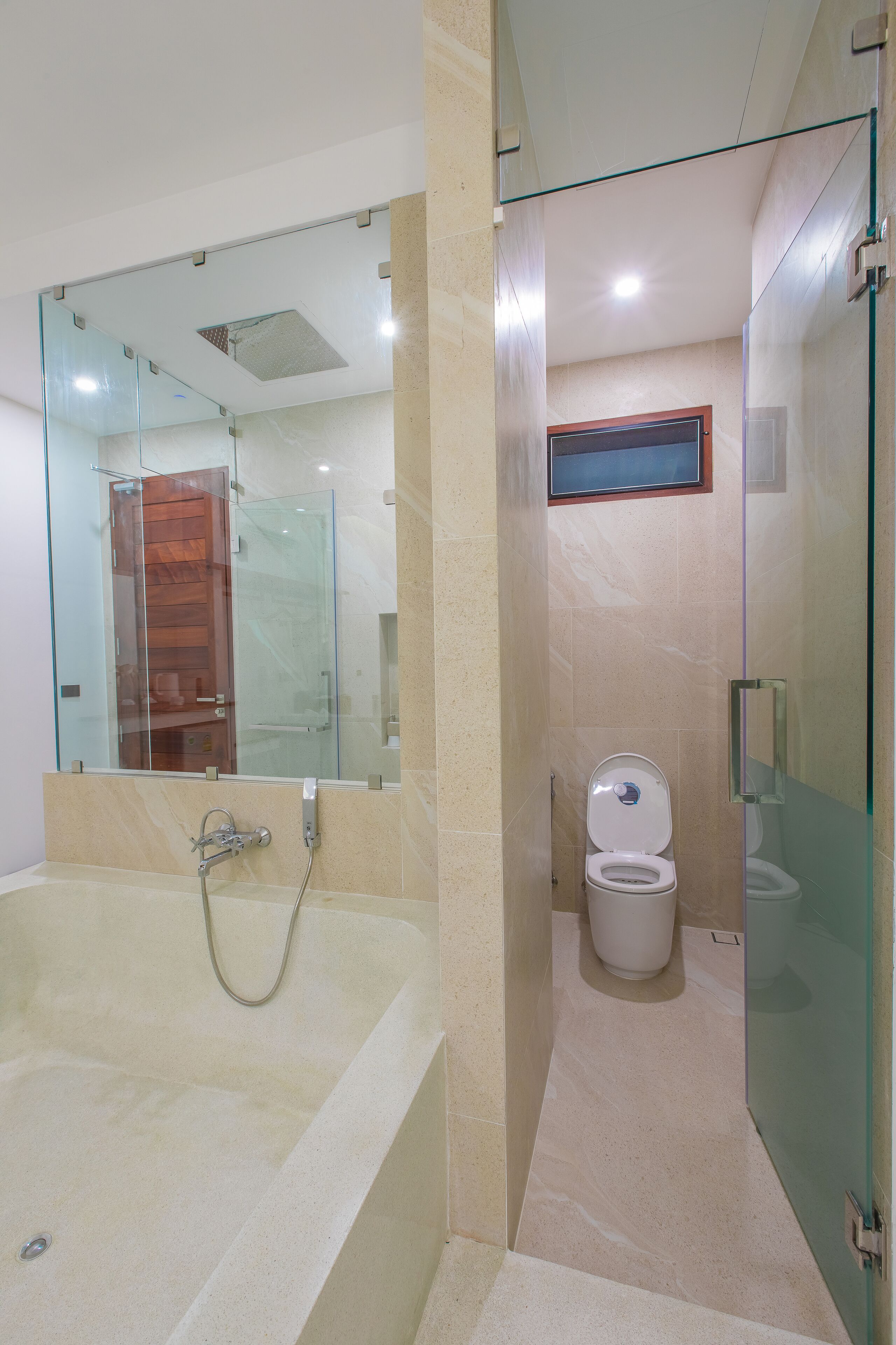 White Whale Beachfront Pool Villa