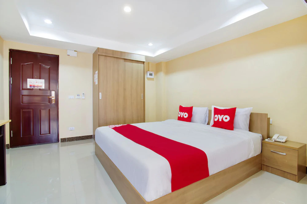 Wises Hotel by OYO
