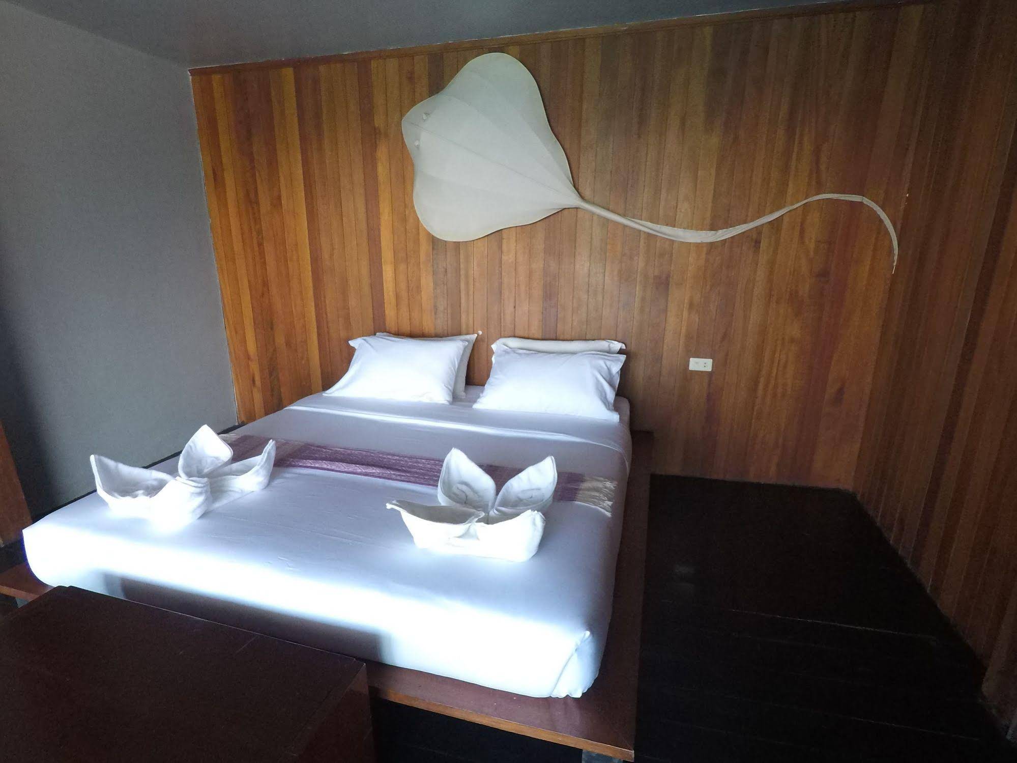 Ao Muong Beach Resort