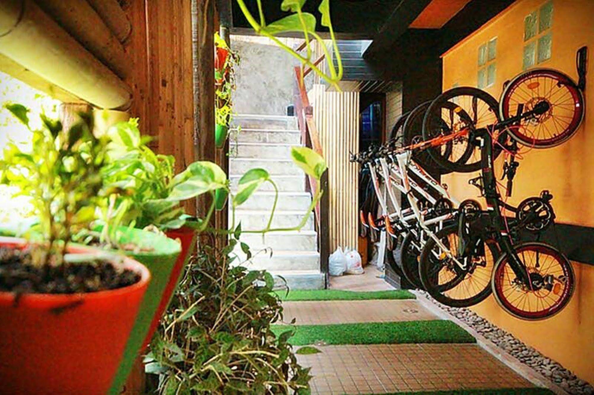 Baan Chalok Hostel