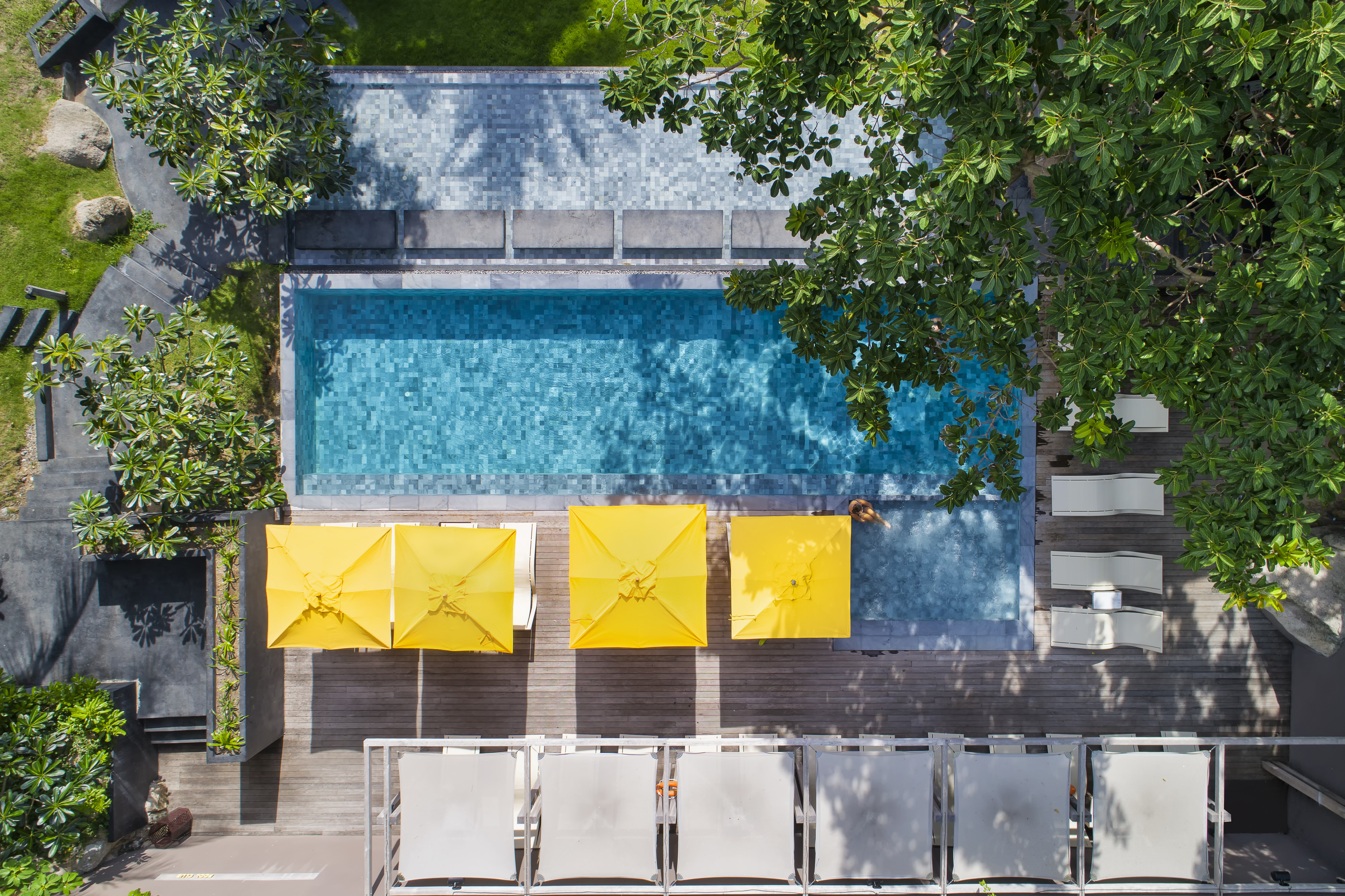 The Beach Club Haad Tien