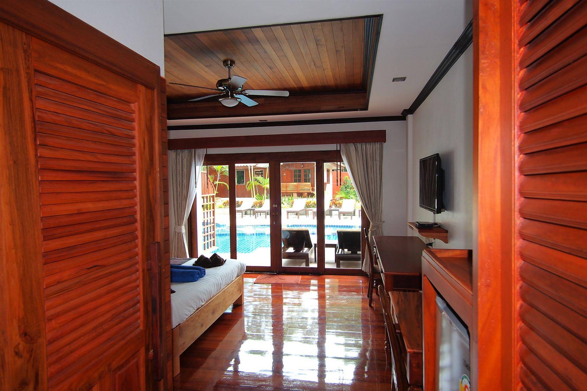 Blue Diamond Resort