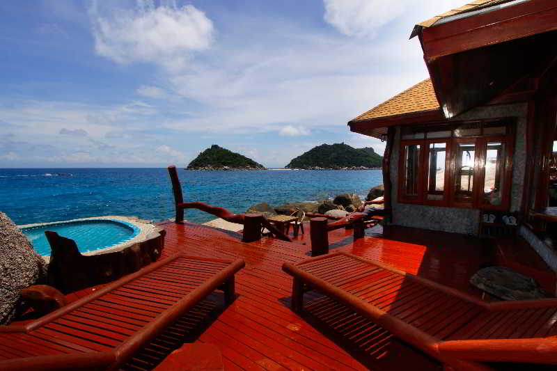 Dusit Buncha Resort