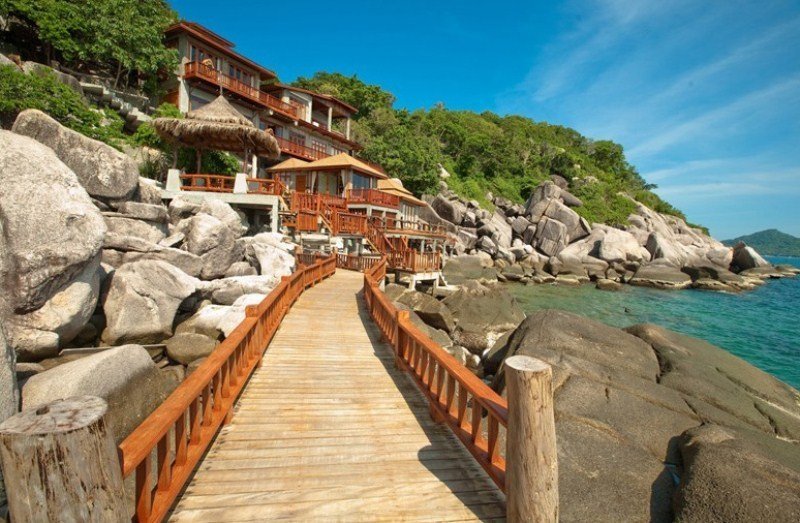 Dusit Buncha Resort