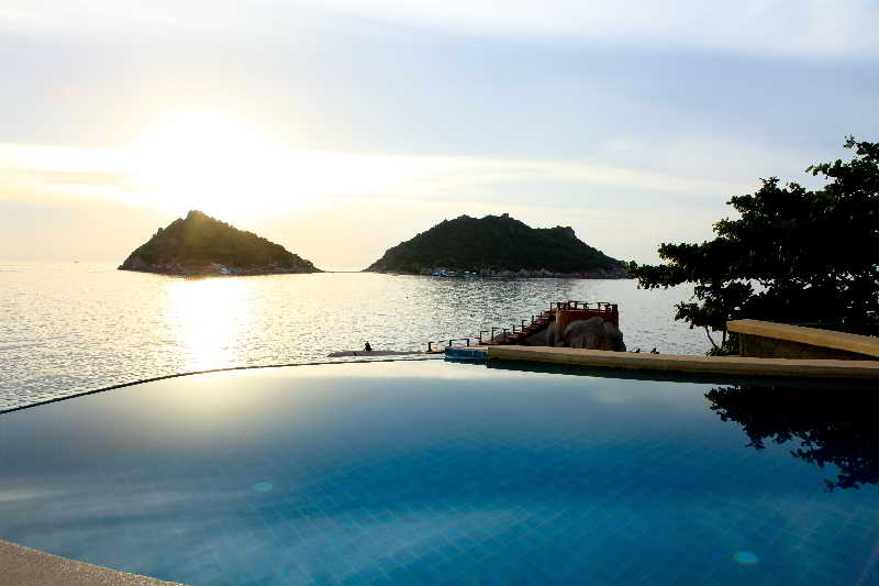 Dusit Buncha Resort