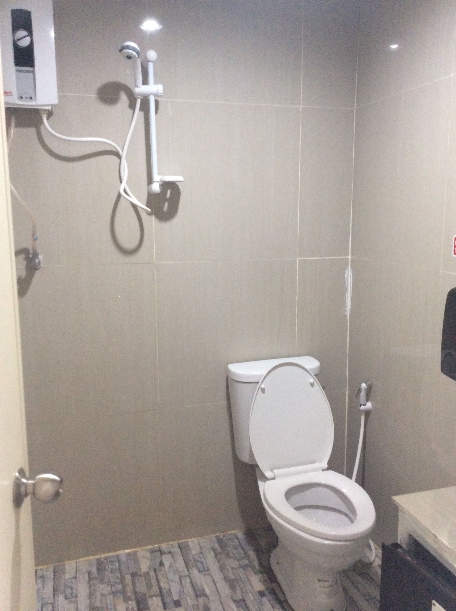 Moov Inn Garden Hostel