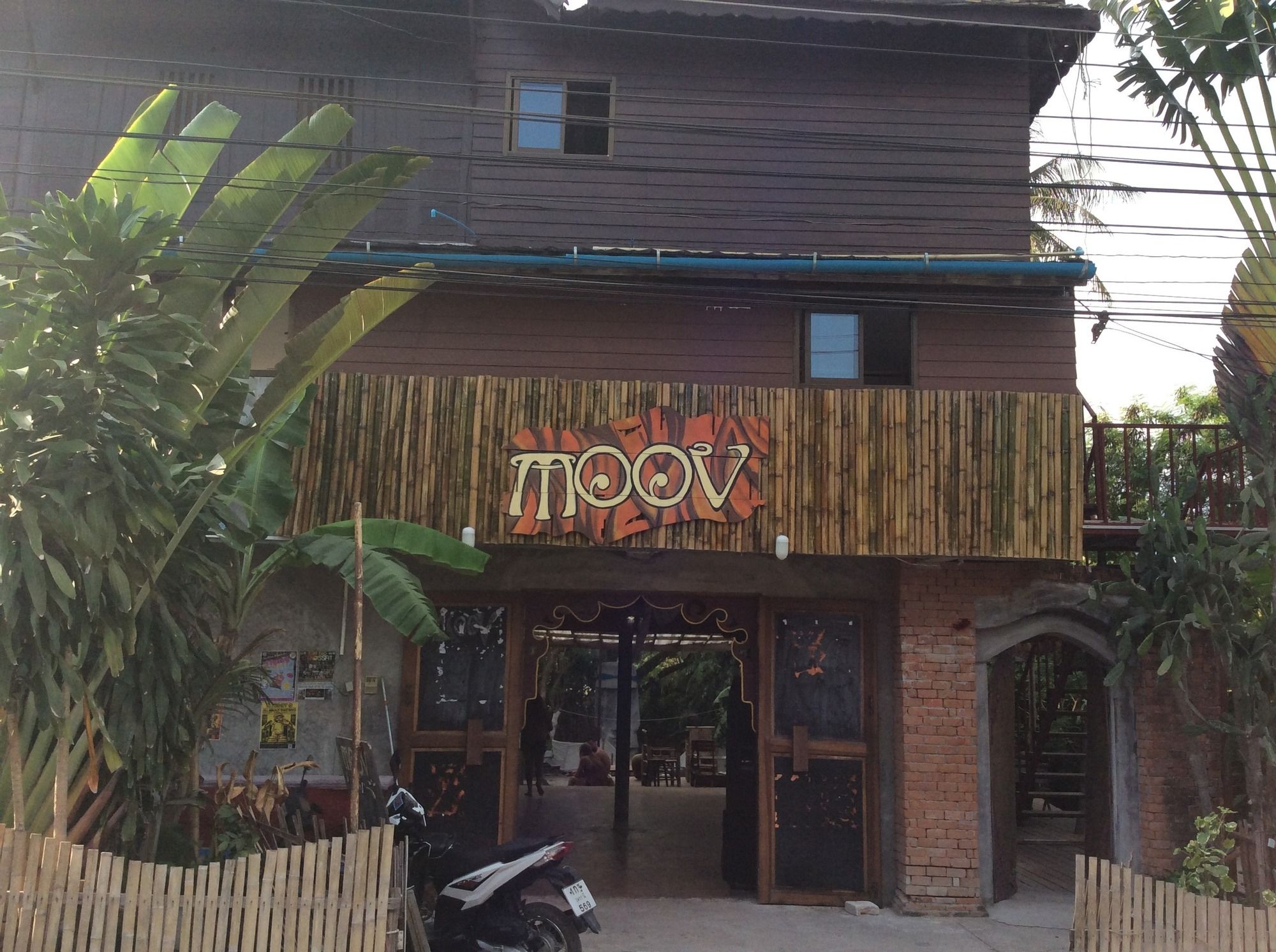 Moov Inn Garden Hostel