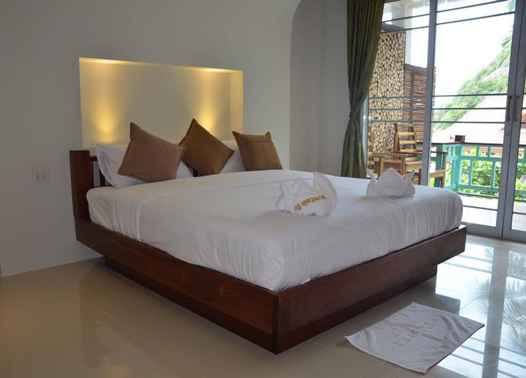 Mountain Reef Beach Resort