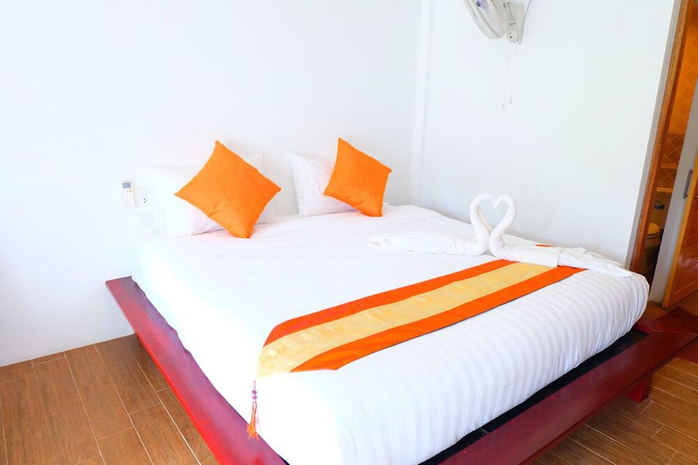 Pranee Amata Hotel