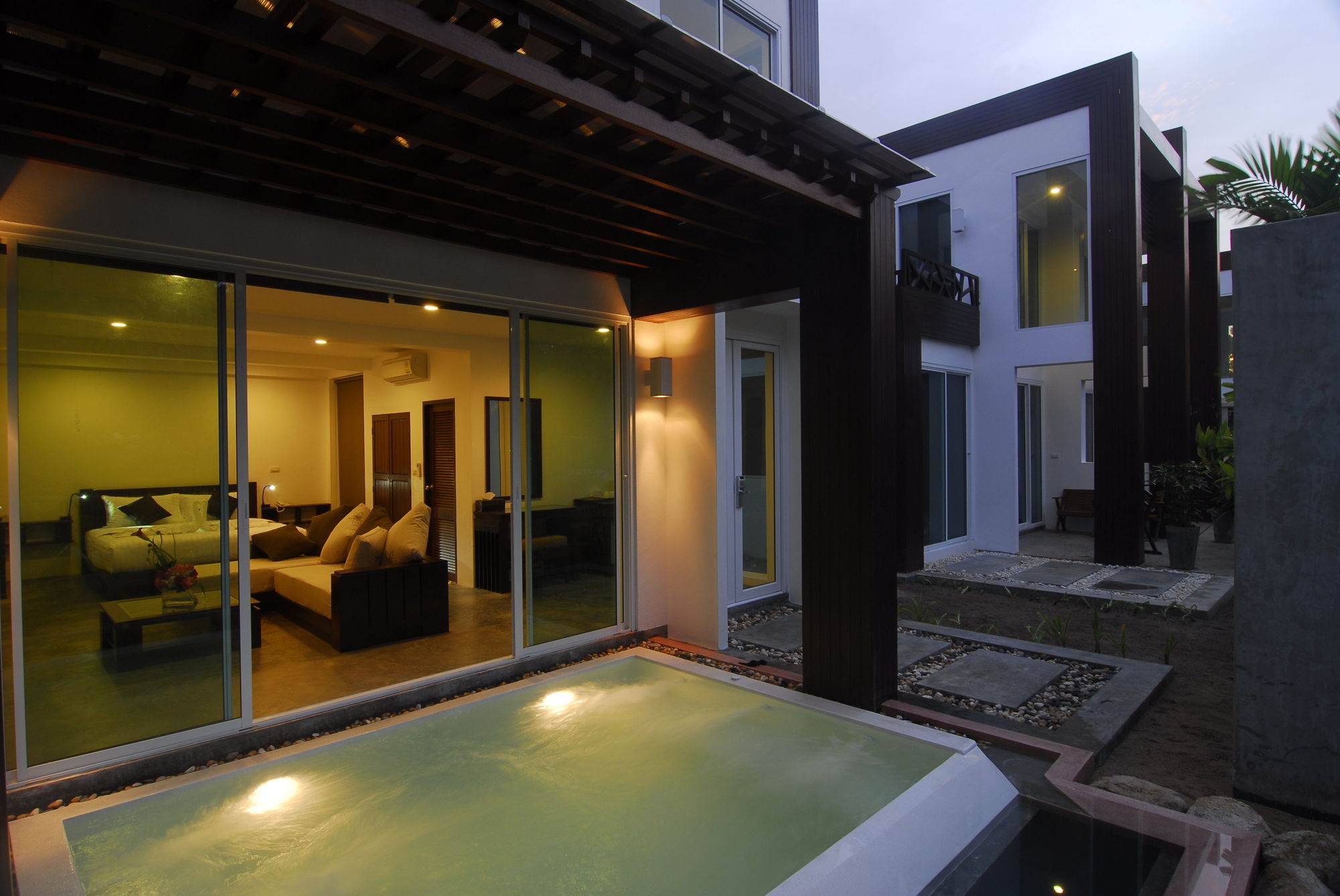 Sairee Hut Resort Koh Tao