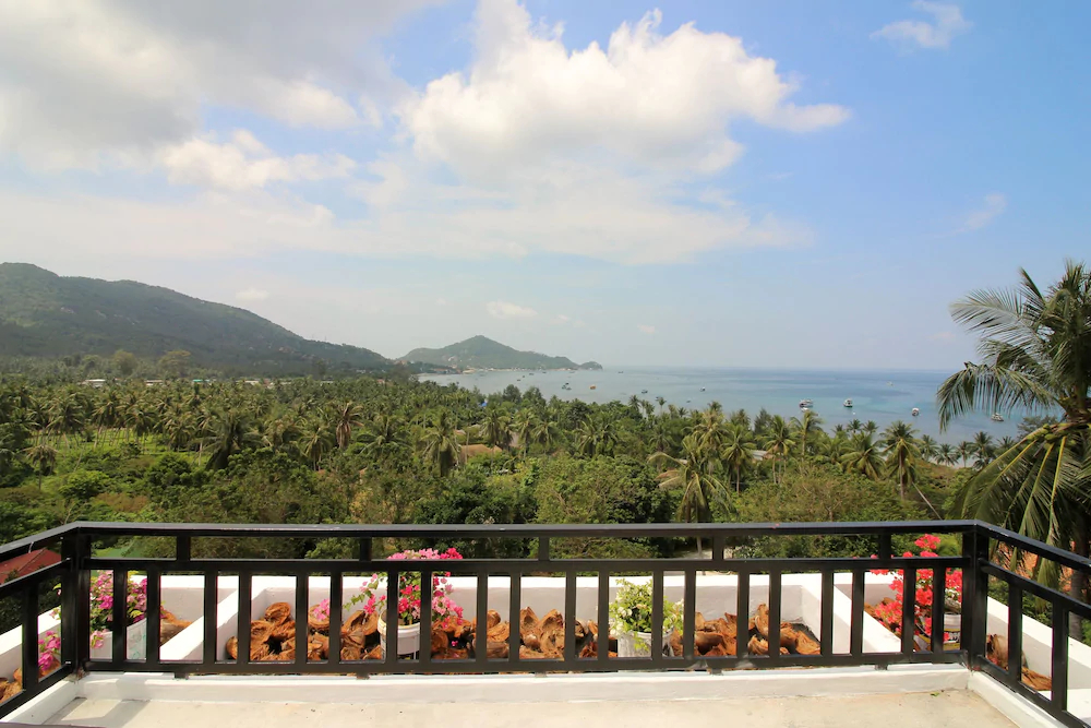 Sairee Seaview Hotel