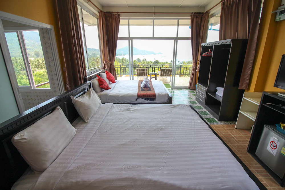 Sairee Seaview Hotel