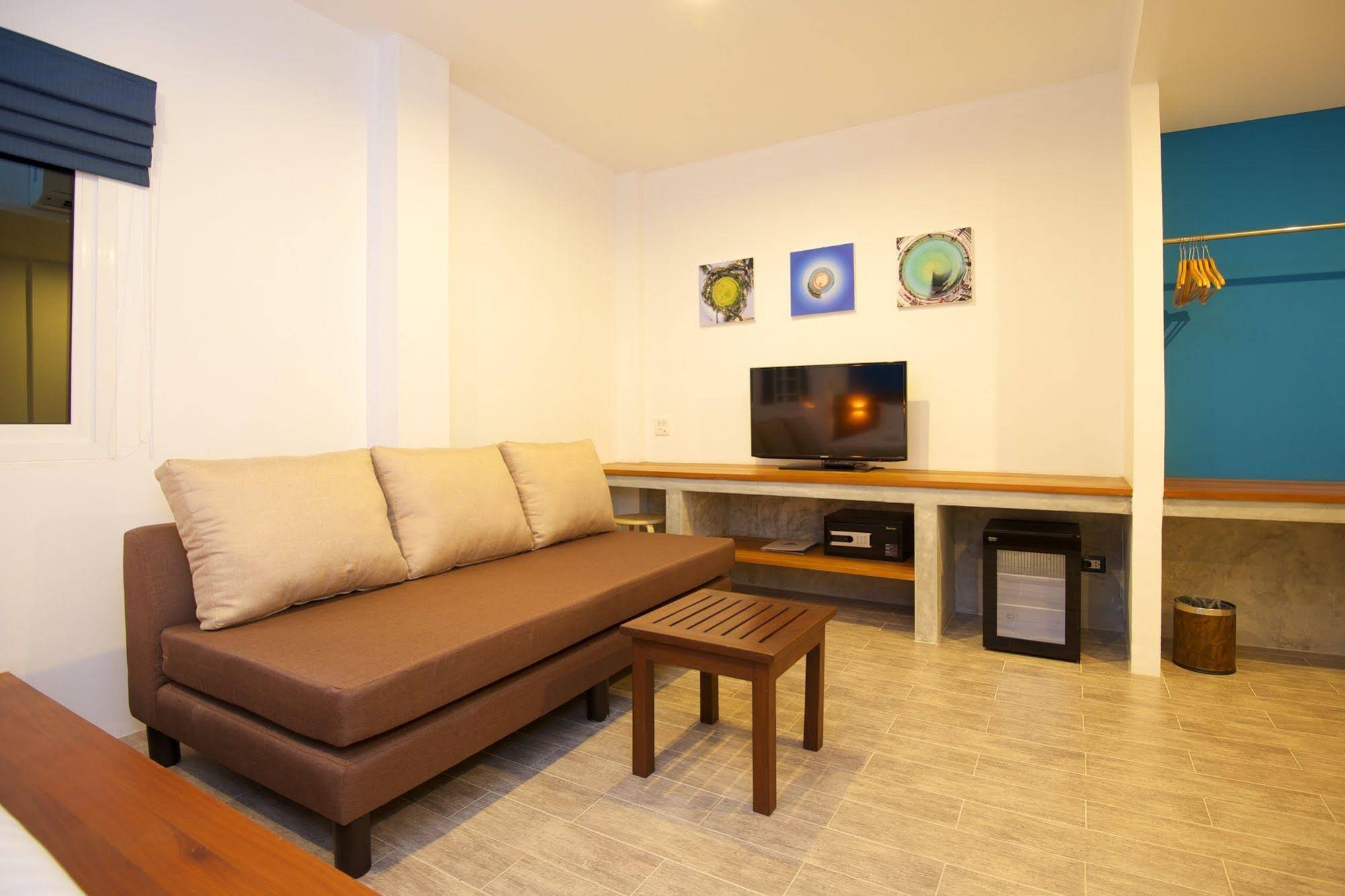 Thalassa Hotel