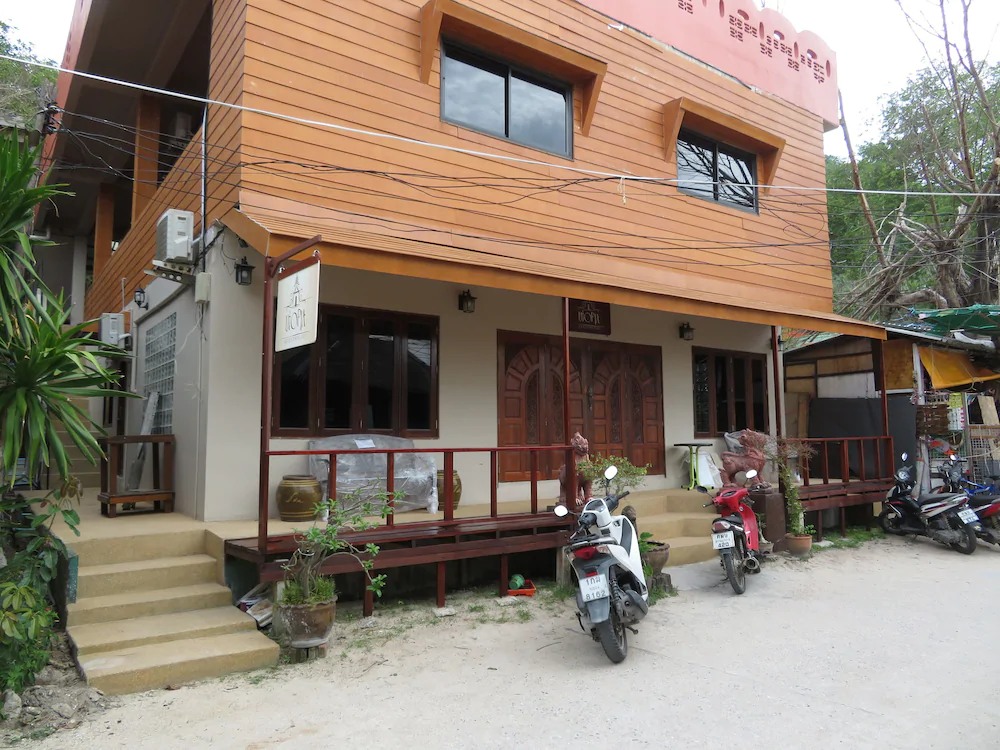Utopia Guesthouse