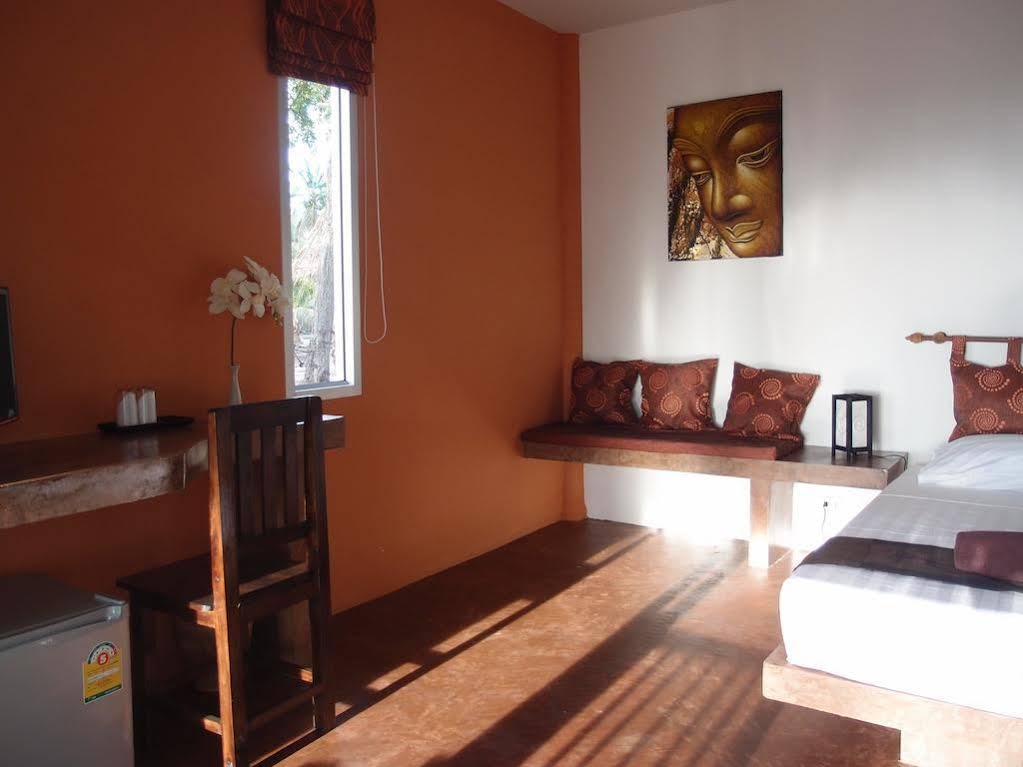 Angkana Hotel Bungalows