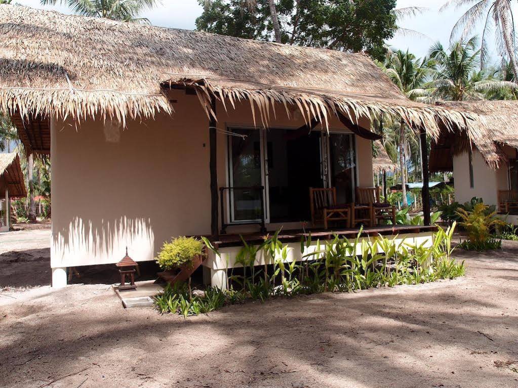 Angkana Hotel Bungalows